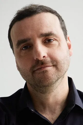 Photograph of David Krumholtz