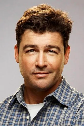 Photograph of Kyle Chandler