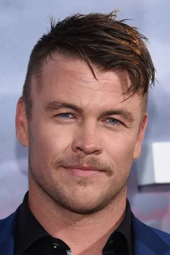 Photograph of Luke Hemsworth