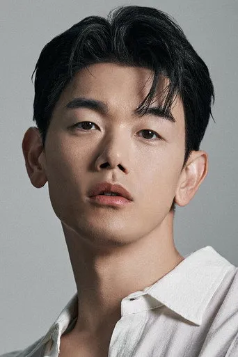 Photograph of Eric Nam