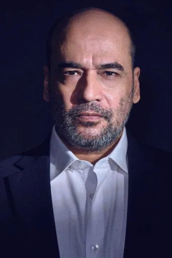 Photograph of Mohan Kapur