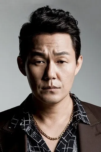 Photograph of Park Sung-woong