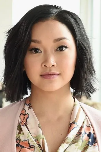 Photograph of Lana Condor
