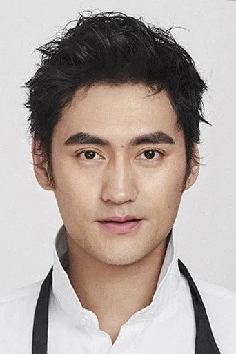 Photograph of Yuan Hong