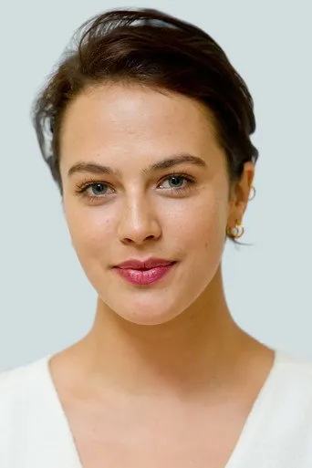 Photograph of Jessica Brown Findlay